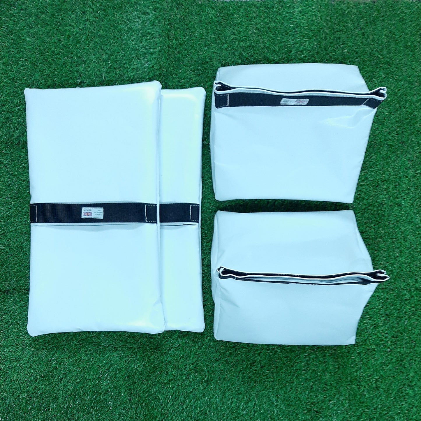 Dog Agility Seesaw Garden Play Equipment Sandbags Indoor Outdoor Apparatus PVC